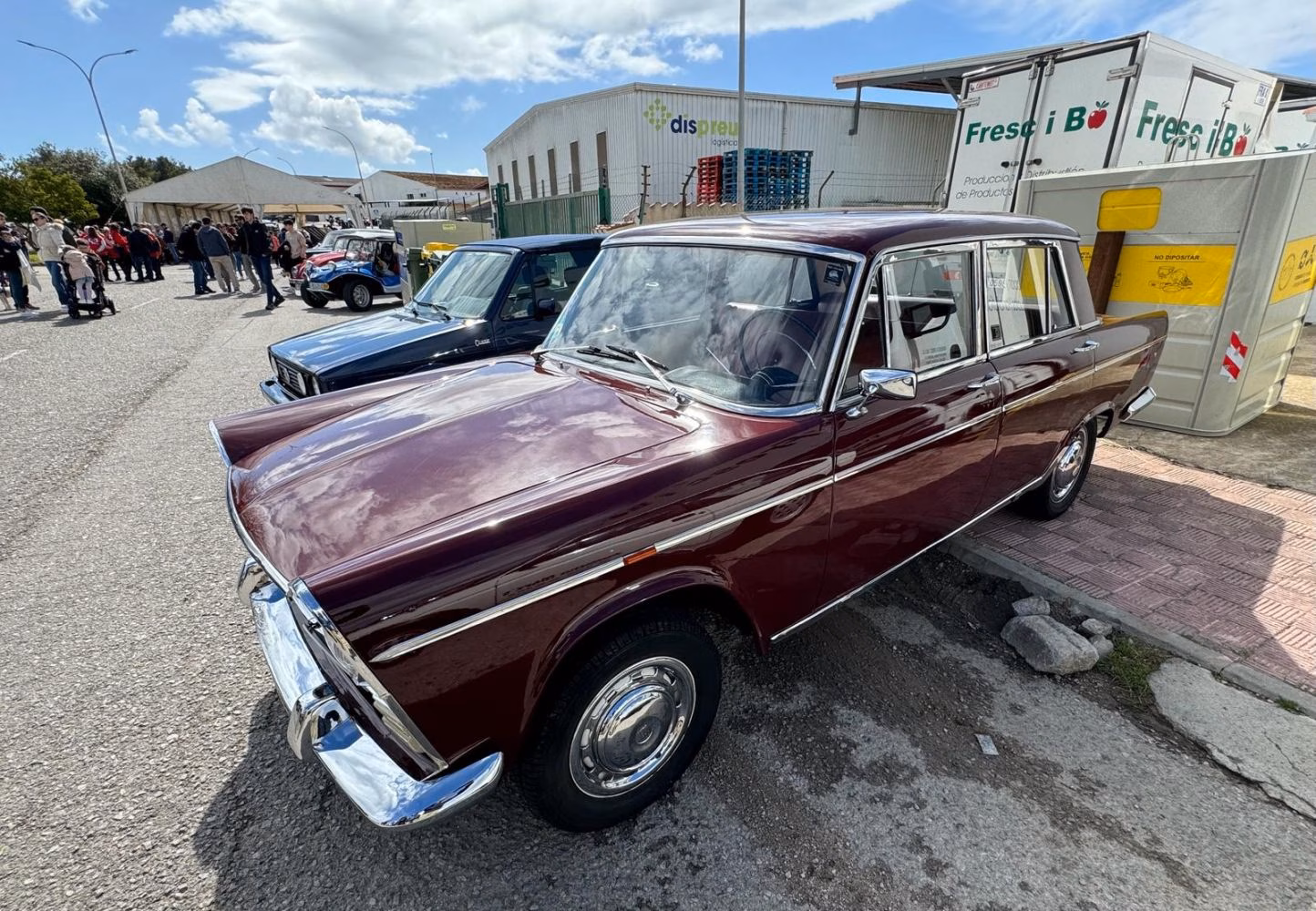 Vuelve el ‘Classic Garage’ a Alaior: la jornada solidaria del motor celebra su cuarta edición