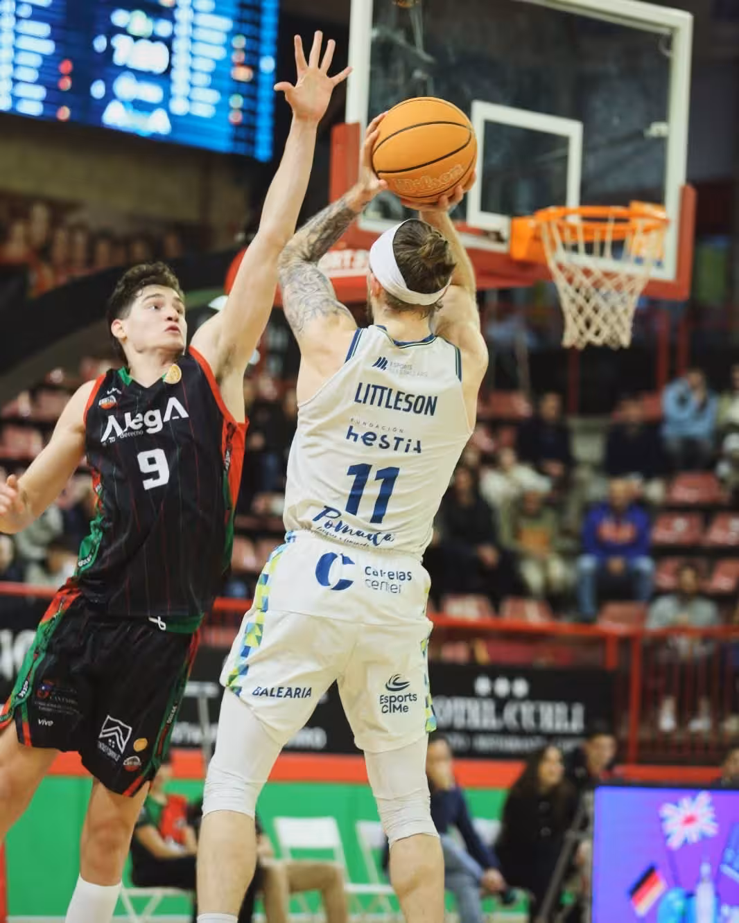 El Hestia Menorca se va de vacío de Cantabria pese al esfuerzo de la remontada