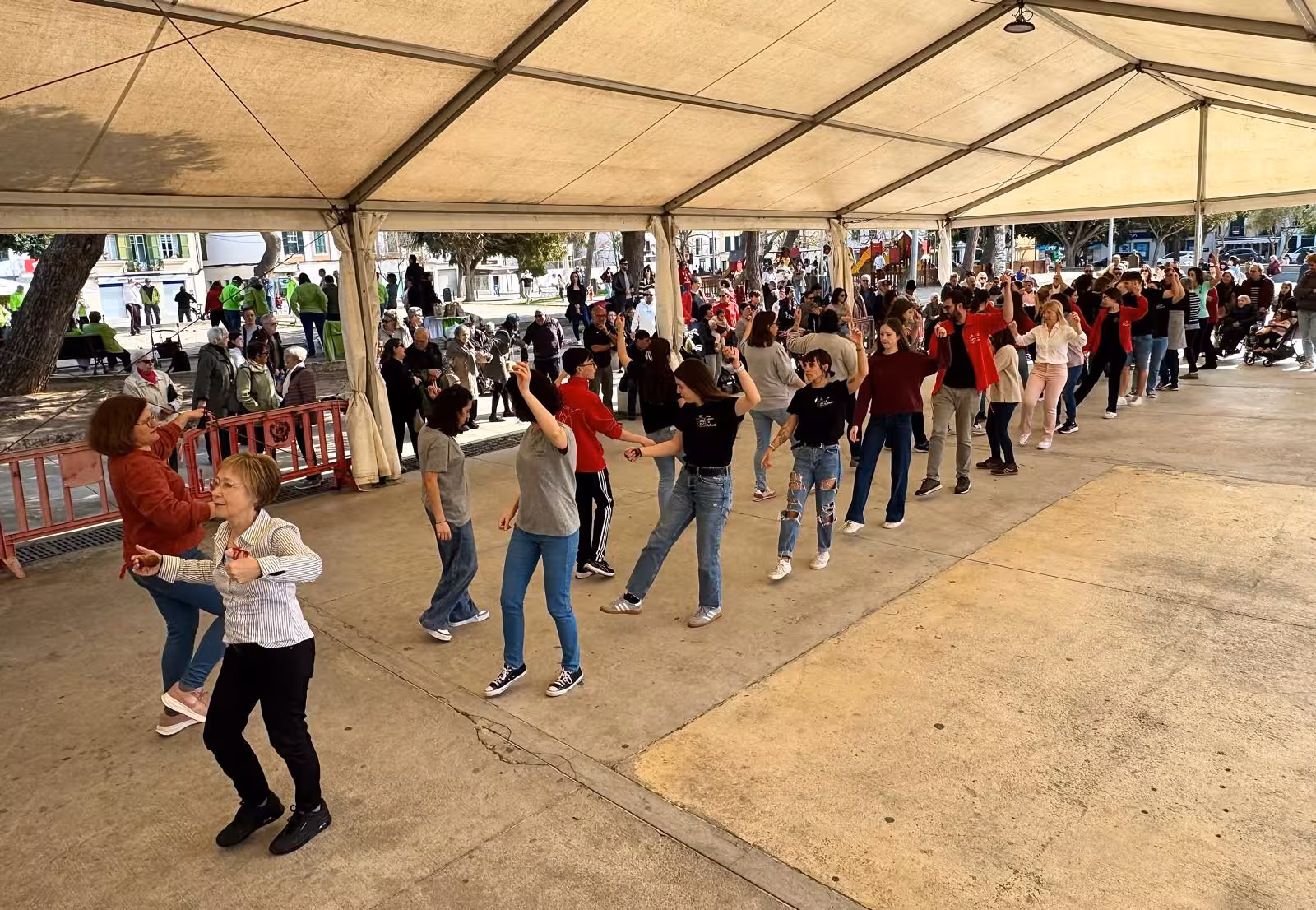 Menorca también vive el Dia de Balears