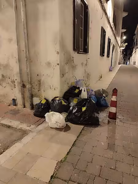 Maó intensifica la vigilancia del puerta a puerta: tramita dos sanciones tras realizar una treintena de inspecciones