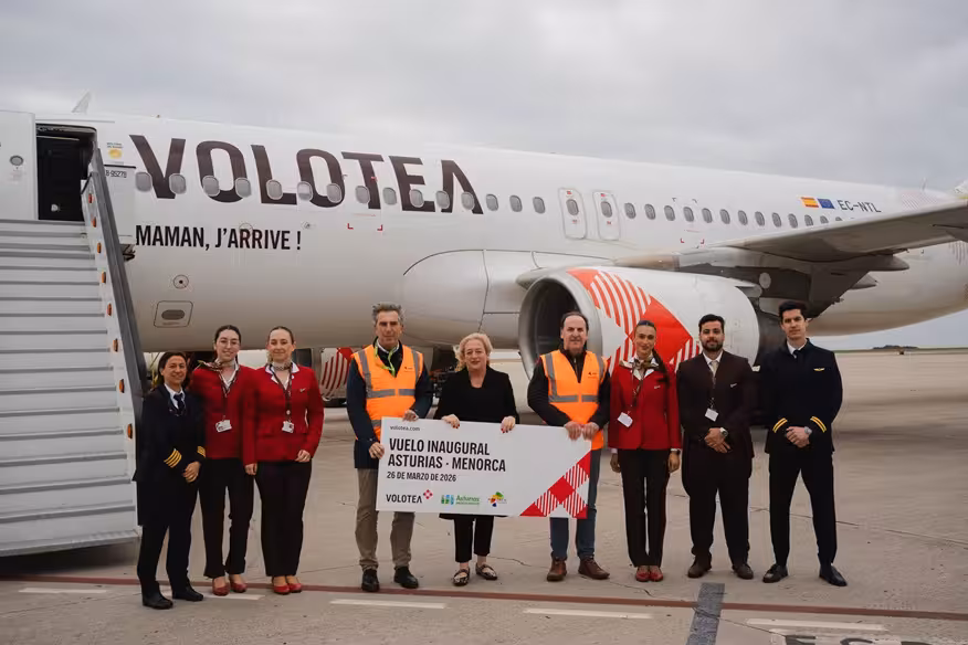 Menorca estrena vuelo directo con Asturias con alta ocupación y dos frecuencias semanales hasta noviembre