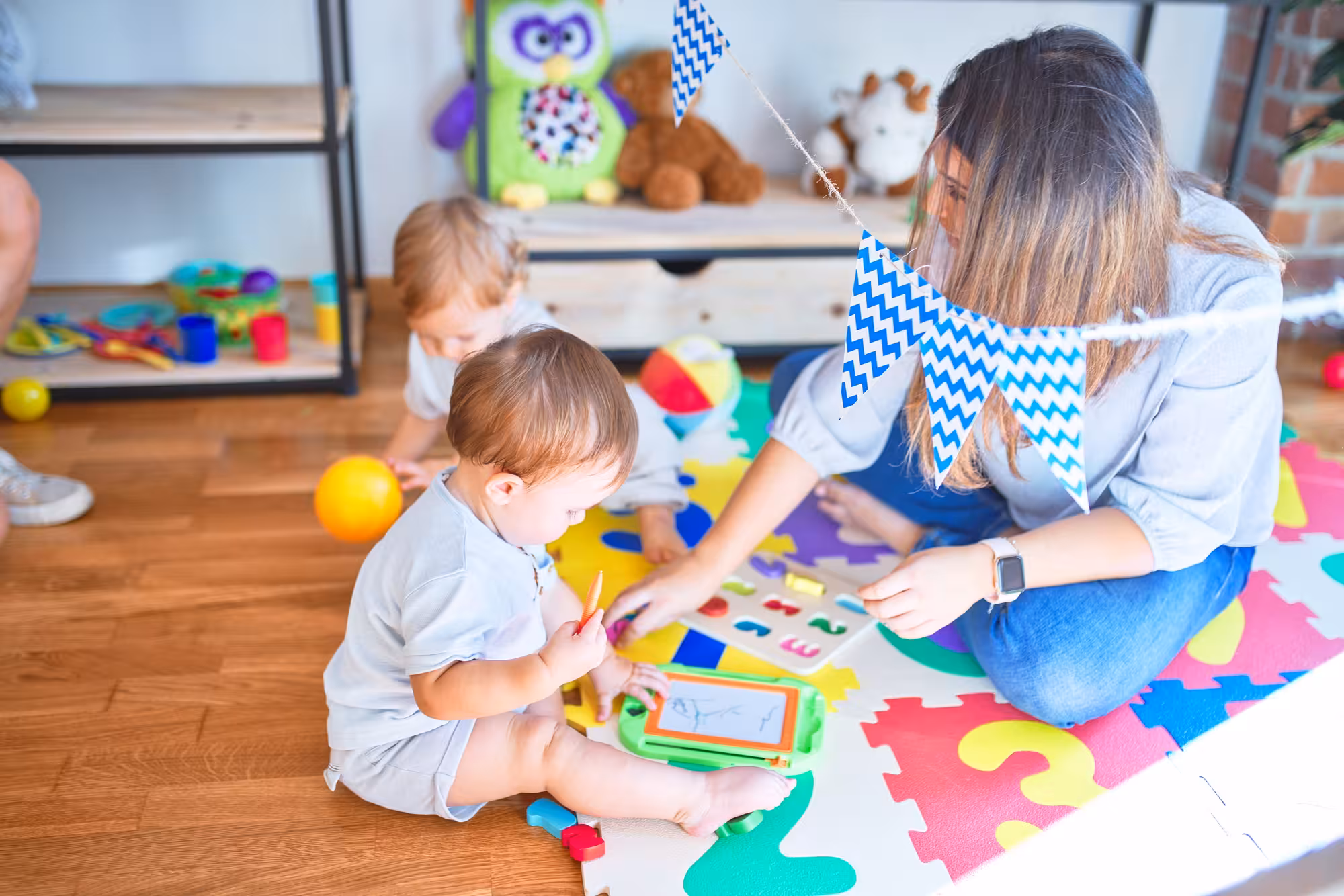 Más plazas, menos ratios y mejoras laborales: las propuestas de Més para reforzar la educación infantil