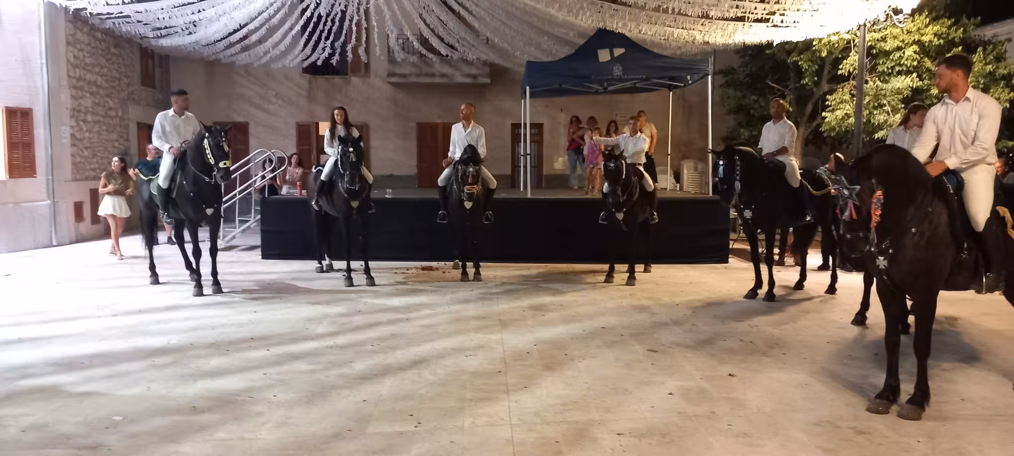 (Vídeo) Los caballos de Menorca vuelven a conquistar Mallorca en las fiestas de Mancor de la Vall