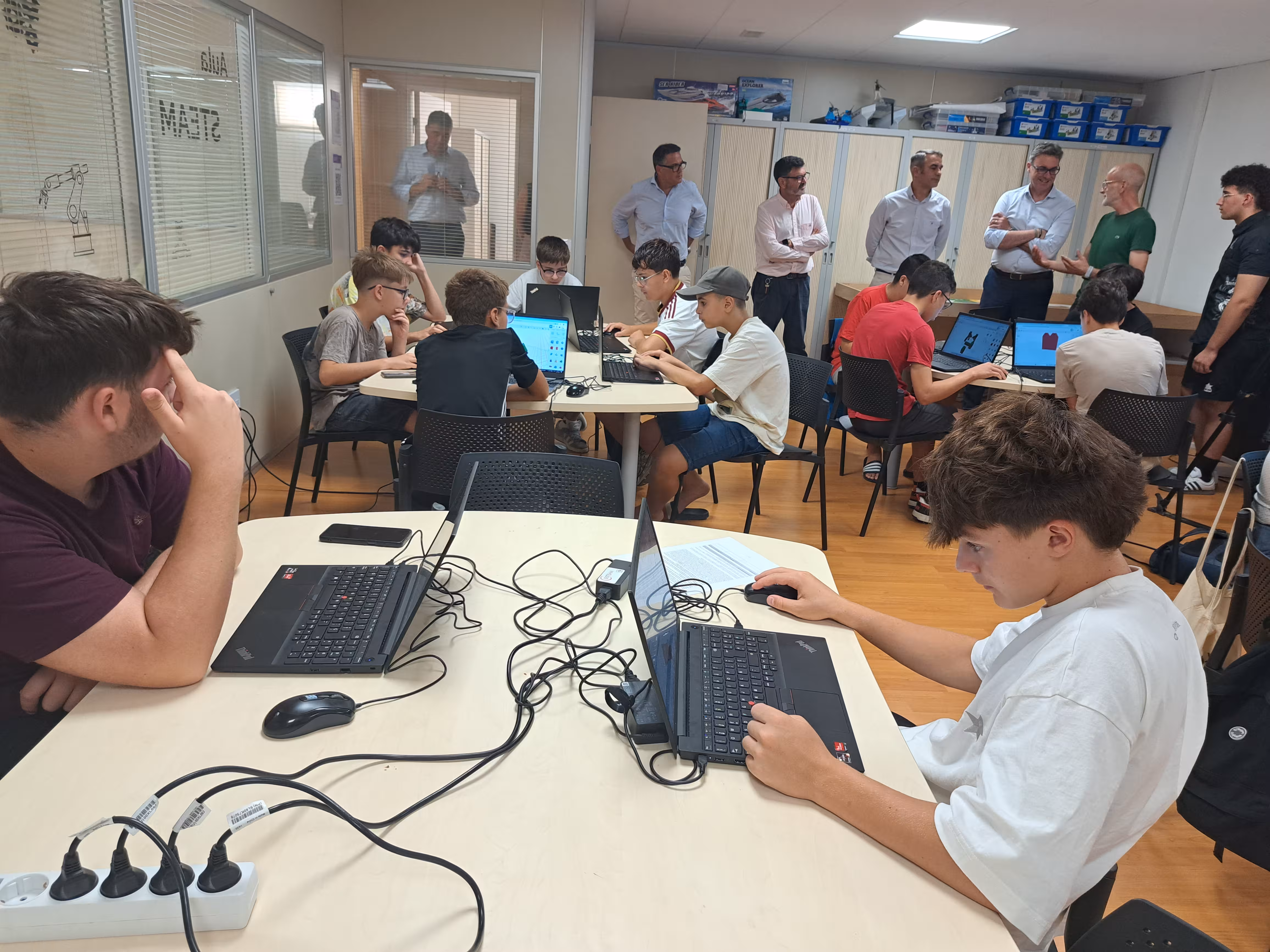 Finaliza la ampliación del FabLab del CentreBit Menorca: duplica su espacio e incorpora nuevo equipamiento tecnológico