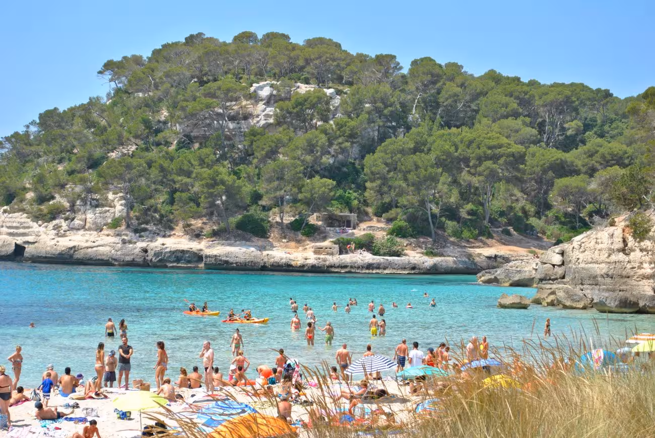 La temporada turística despega en Menorca pero dos sectores clave siguen sin notar la recuperación