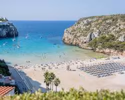 Menorca arranca la semana con cielos despejados y temperaturas al alza este lunes