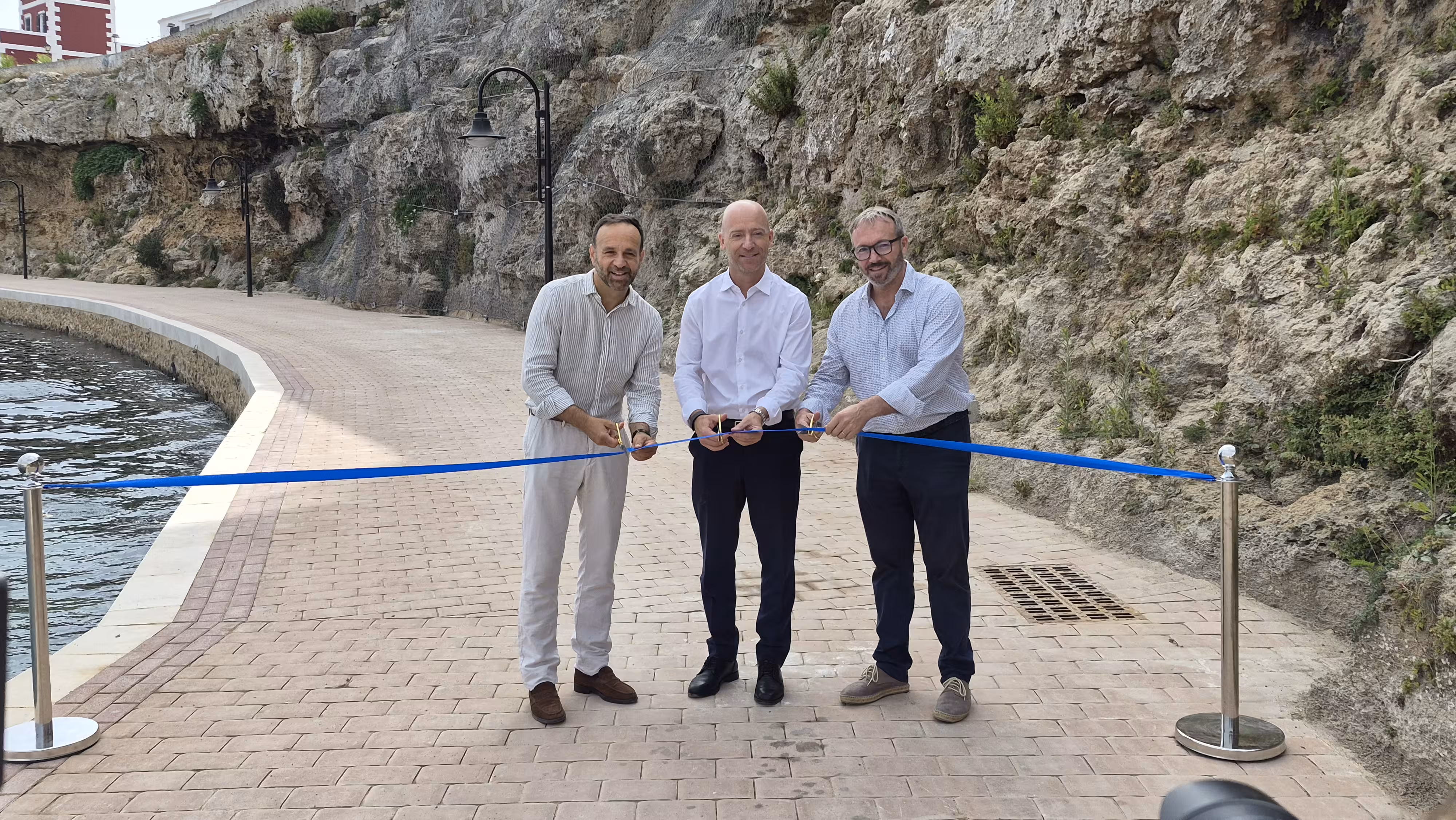 La APB inaugura la pasarela de Cala Corb y suma 67 nuevos amarres en el puerto de Maó