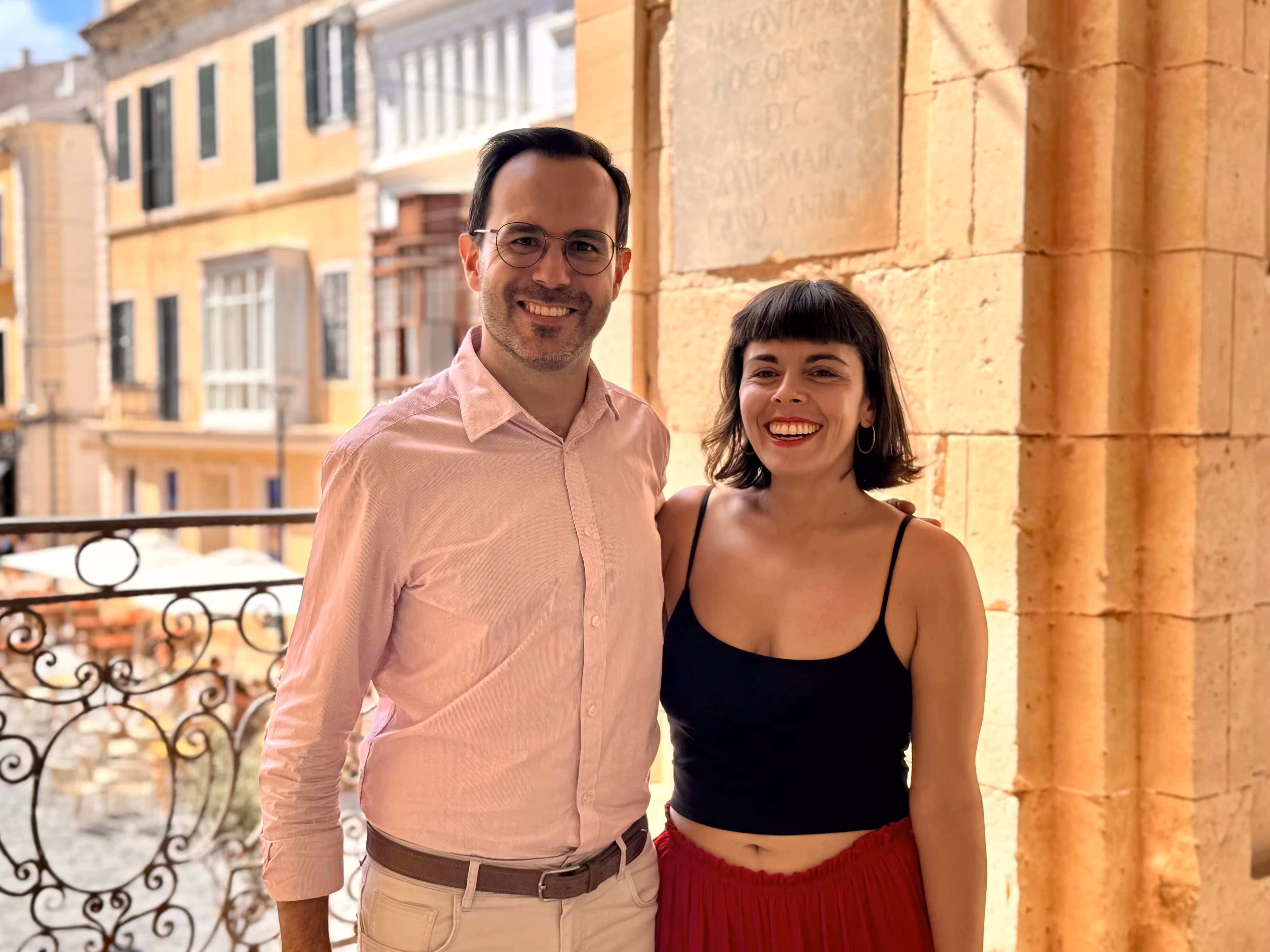 La cantante y compositora Anna Ferrer será la pregonera de las Fiestas de Gràcia 2026