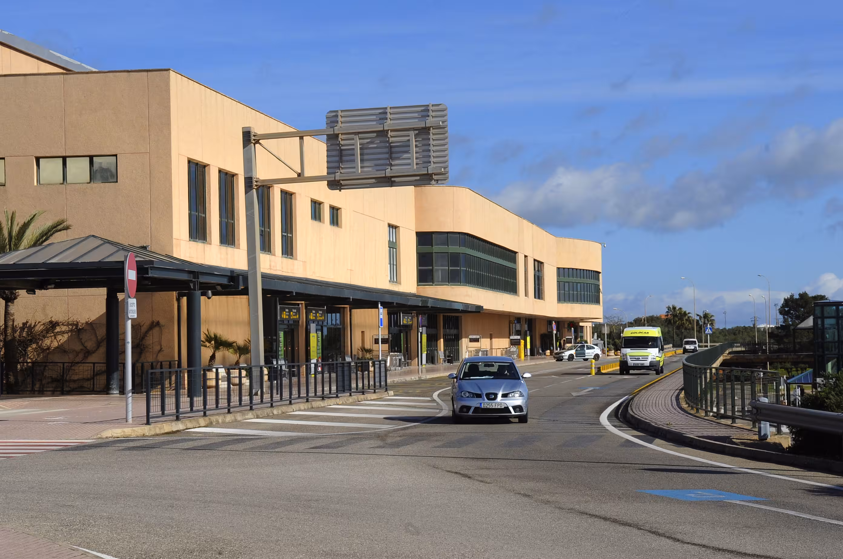 CCOO exige a Aena medidas drásticas en el Aeropuerto de Menorca tras el trágico atropello mortal de un joven