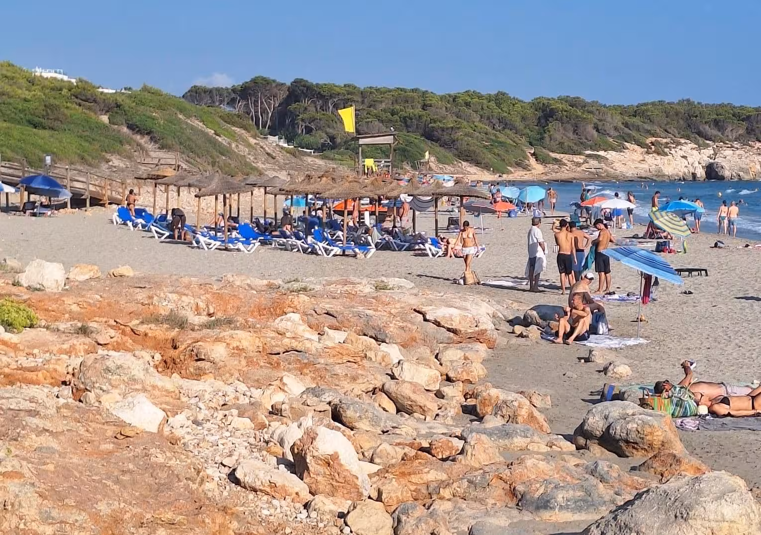 Sant Tomàs recupera los servicios de playa tras la adjudicación del contrato por parte del Ayuntamiento de Es Migjorn Gran
