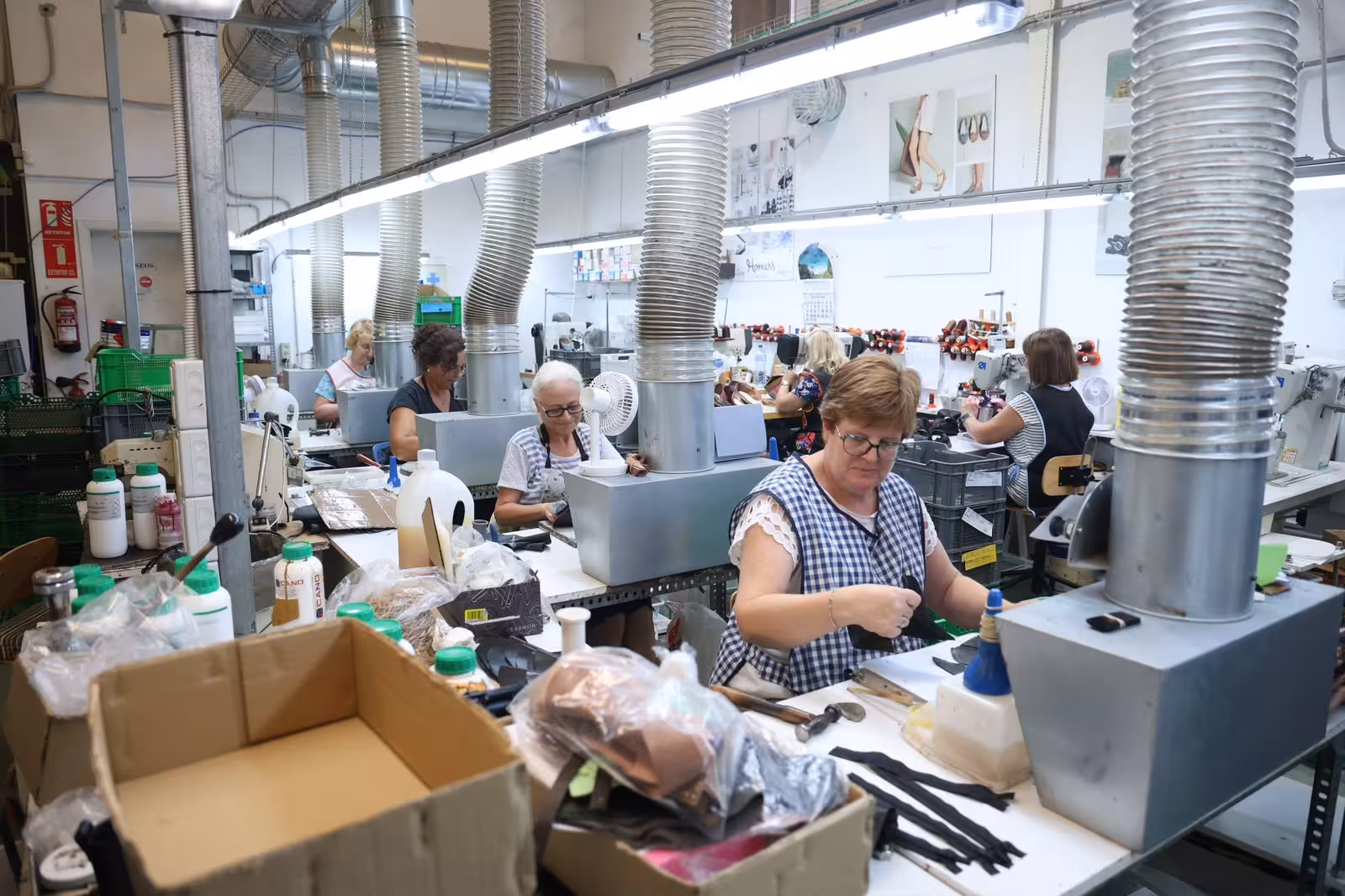 El Govern destina 500.000 euros a una nueva línea de ayudas para que los artesanos reparen su maquinaria