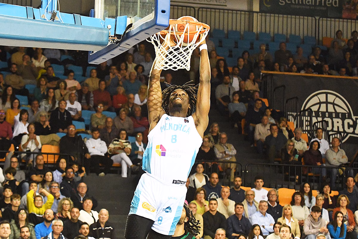 Un solvente Hestia pasa el trámite de La Roda (72-56) y ya está en cuartos