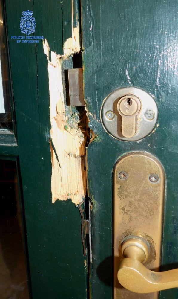 La Policía Nacional detiene a tres responsables por múltiples robos en la última semana