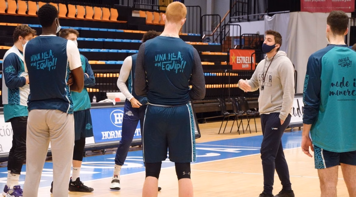 El Hestia Menorca regresa a la competición ante el Albacete