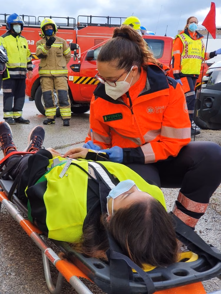 (Fotos) ¿Cómo se debe actuar si un avión se incendia en el aeropuerto?