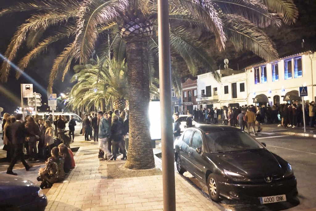 Las interminables peleas del puerto de Maó