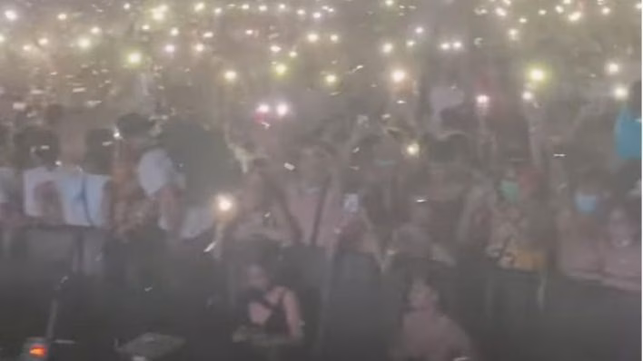 Desmadre juvenil en la Plaza de Toros de Palma