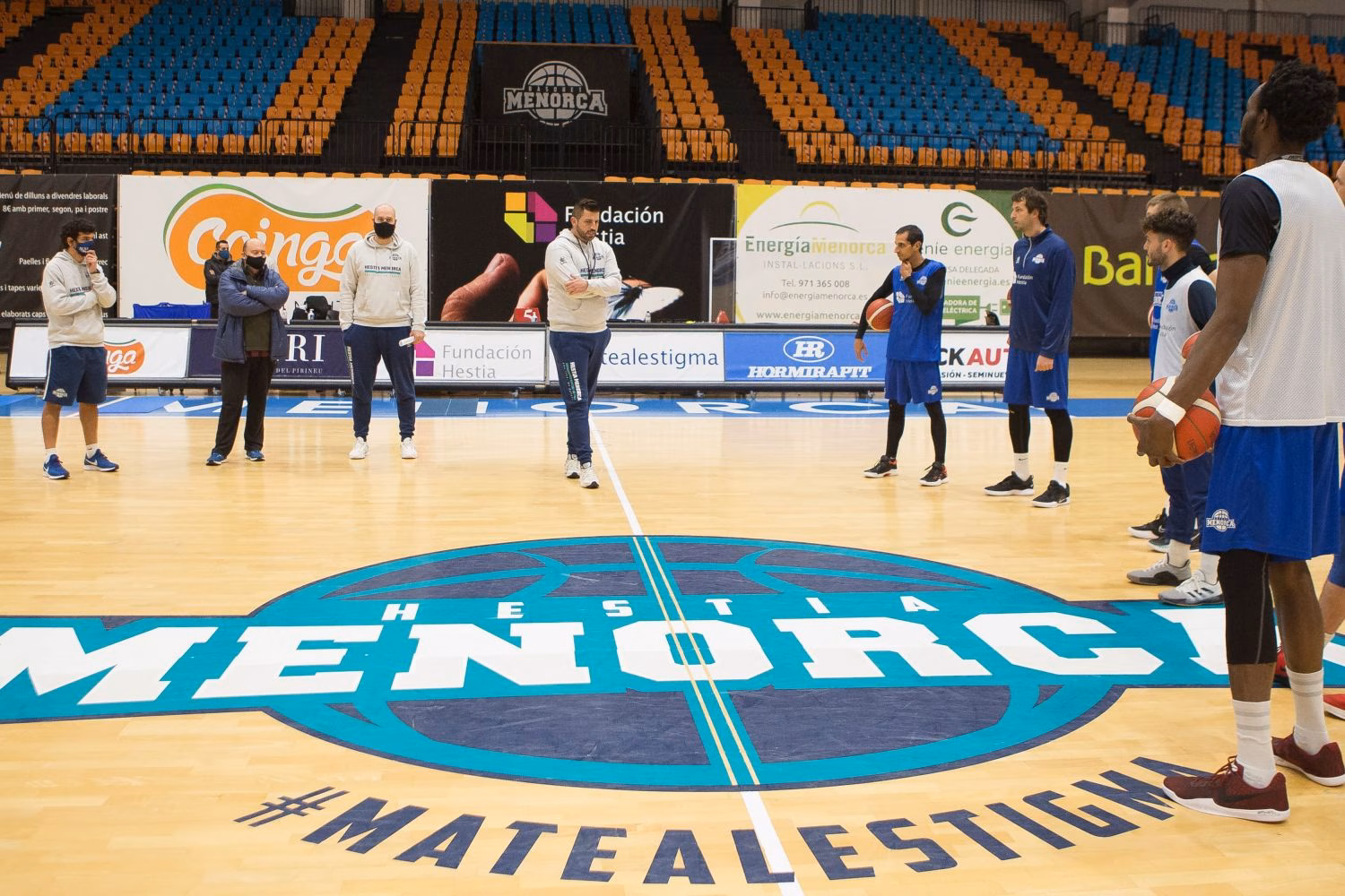 (Fotos) "Es un proyecto apasionante en una isla maravillosa"