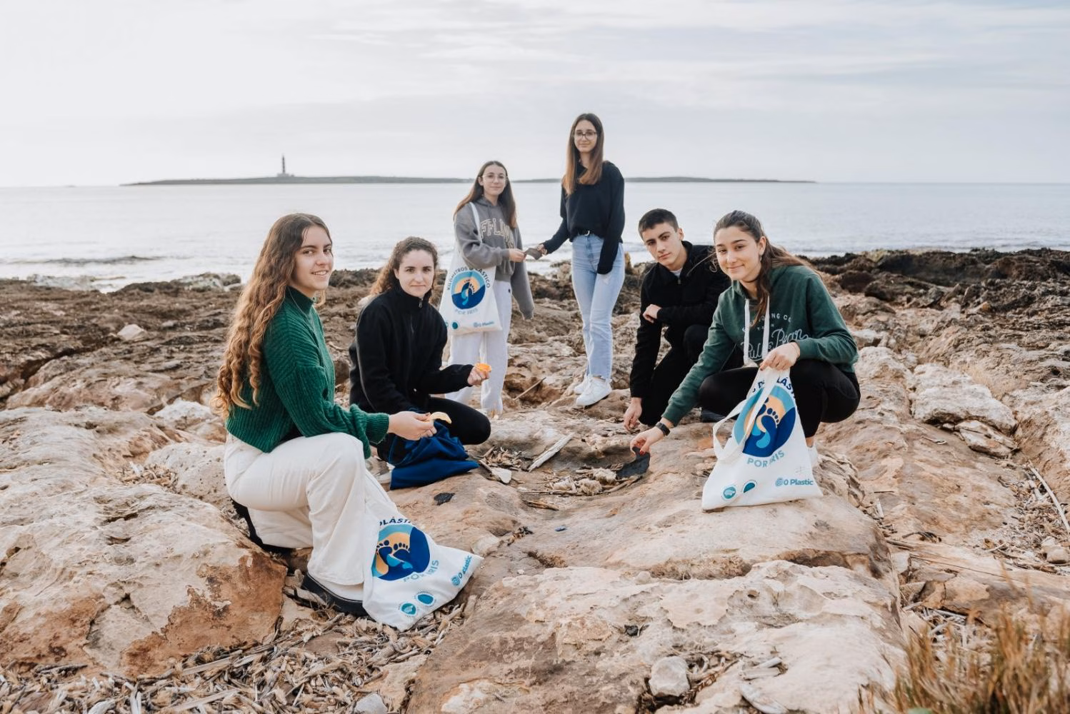 El reto de recorrer 30.000 km contra la contaminación plástica