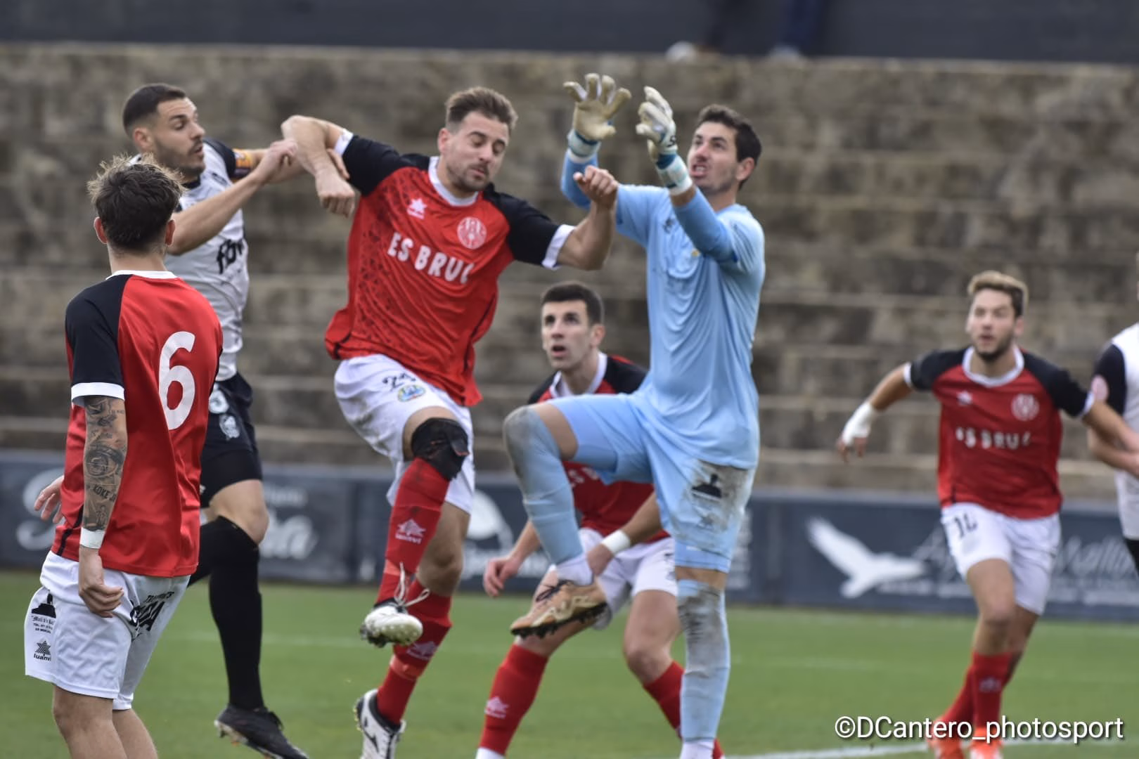 (Fotos) El Migjorn sigue negado tras caer derrotado ante el Constància