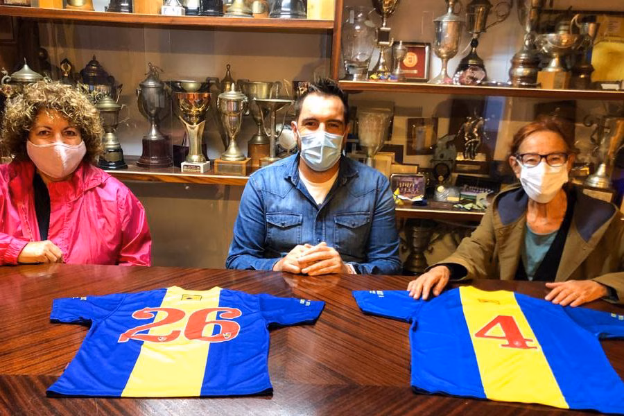 La UD Mahón más solidaria