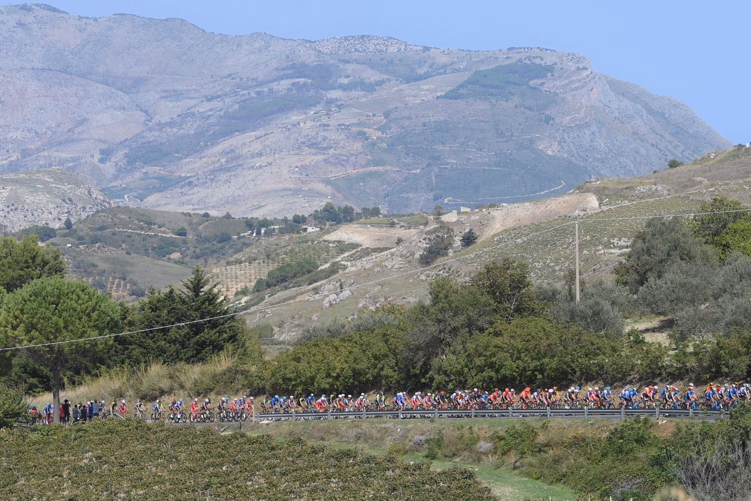 Albert Torres pierde 6 minutos en la segunda etapa del Giro