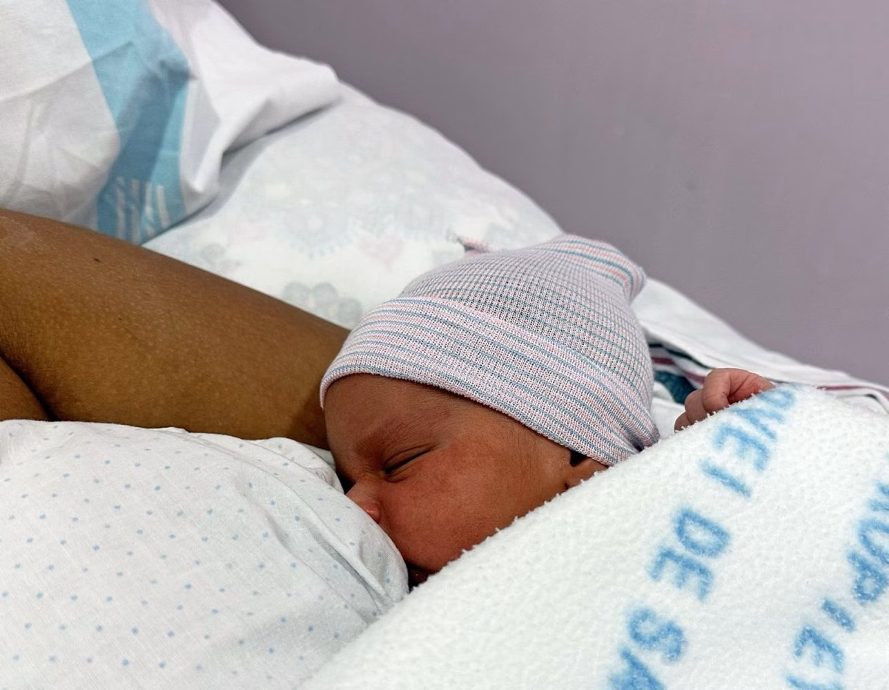 Kaydeen Joel Sandoval es el primer bebé del 2025 en Menorca