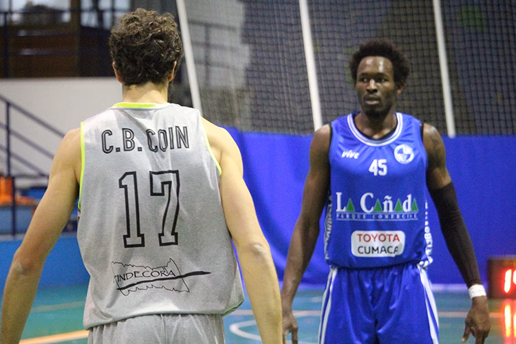 El Hestia Menorca ficha al pívot Bruno Diatta