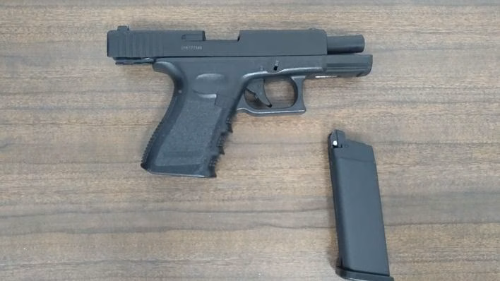 Detenido por encañonar a dos hombres en la calle tras una discusión