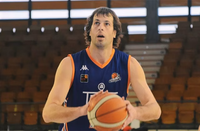 Urko Otegui pregonero en Palencia