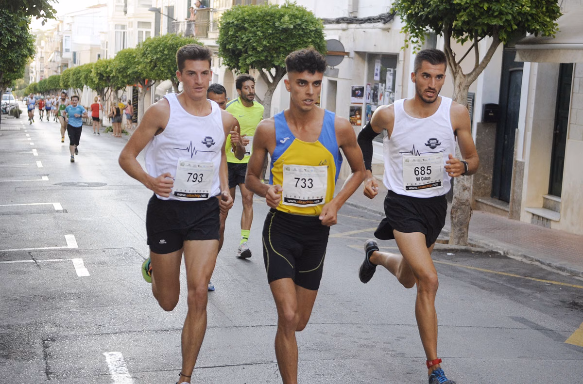(Fotos) Xavi Cubas se impone en un apretado sprint en Alaior