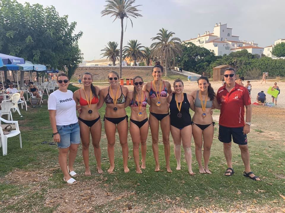 (Galería de fotos) Fiesta del volei playa en Ciutadella