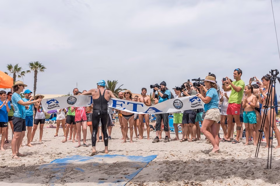 (Vídeo) Así fue la Swim in Menorca de 25 kilómetros
