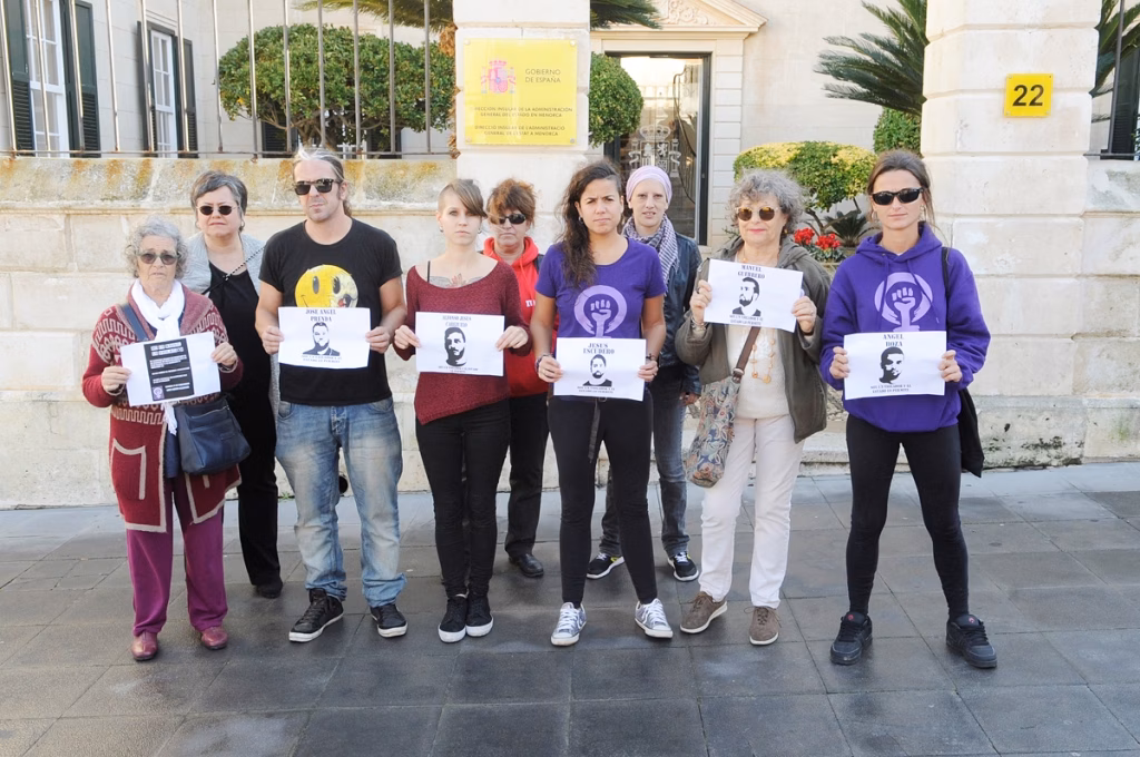 (Fotos) Protesta contra la sentencia de 'La Manada' en Maó