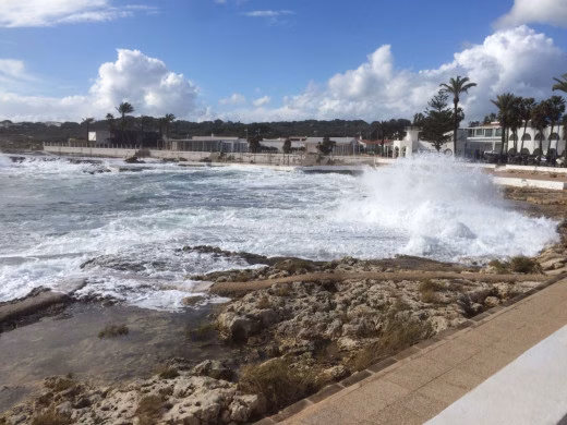 Maó registra rachas de viento de 72 kilómetros por hora