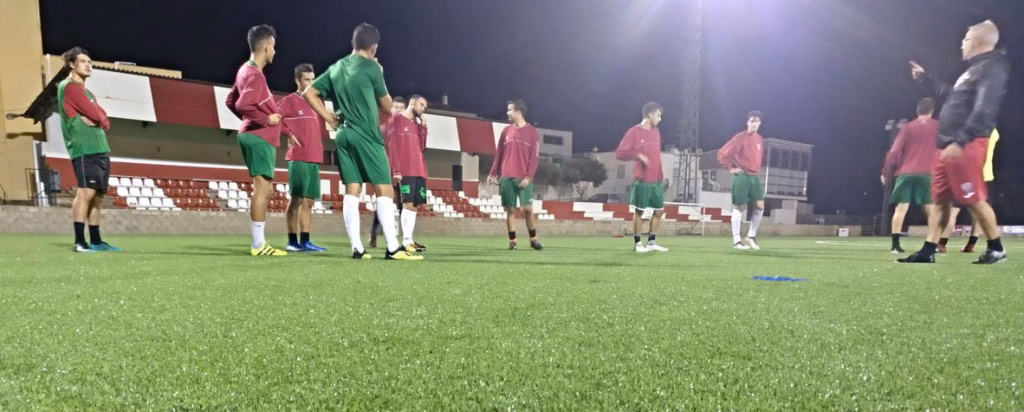 (Vídeo) Así fue el cambio de césped en Sant Martí