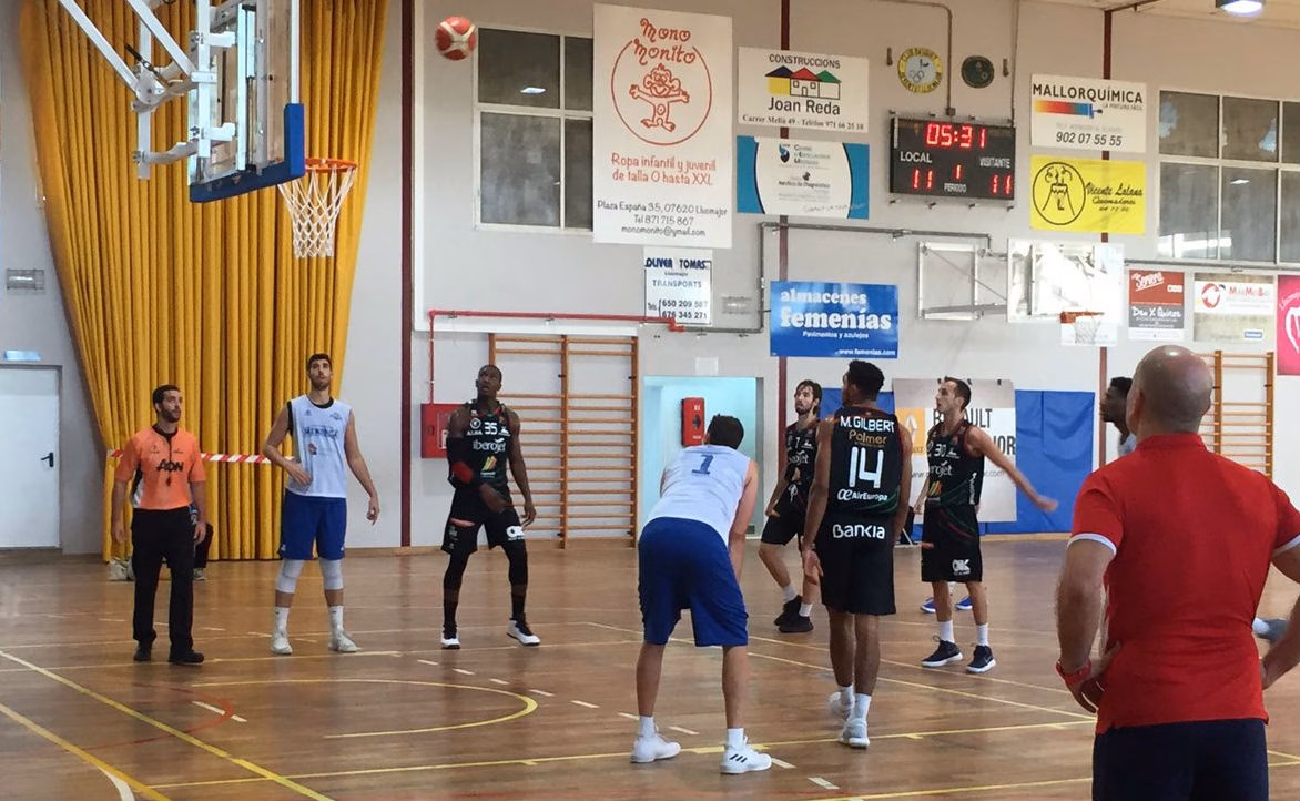 (Vídeo y fotos) El Iberojet Palma no da opción al Hestia Menorca