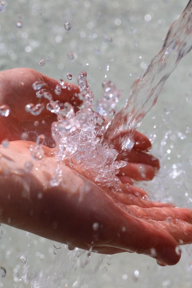 Maó cierra las fuentes públicas 4 días después de anunciar que el agua no es potable
