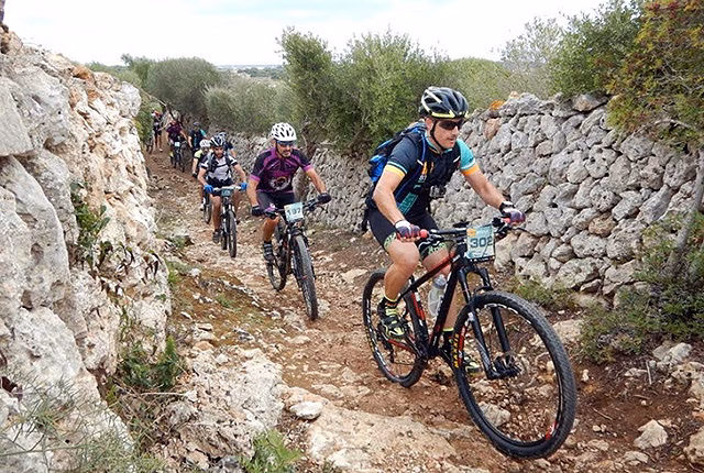 Menorca, a golpe de pedal