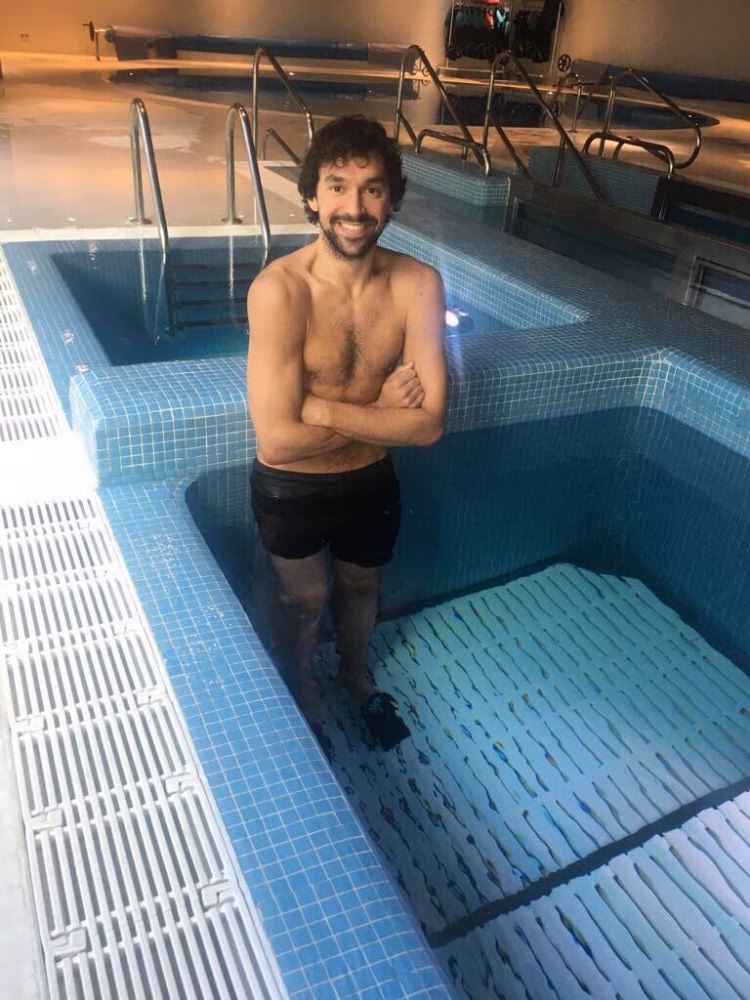 (Vídeo) Así va la recuperación de Llull: ya camina sin muletas