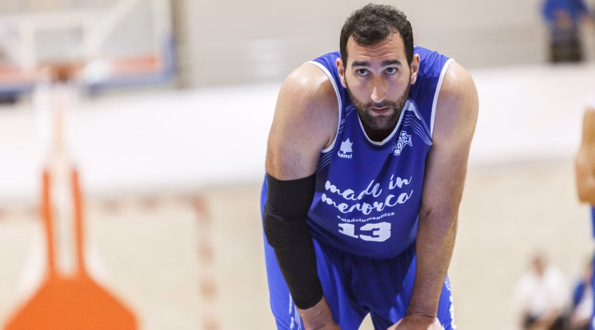 Jan Orfila también se suma al proyecto del Bàsquet Menorca