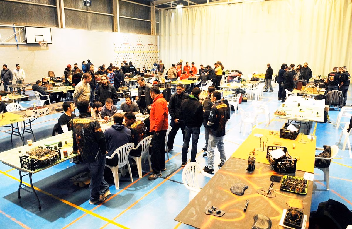 16 equipos pugnan por el campeonato territorial de Warhamer en Maó