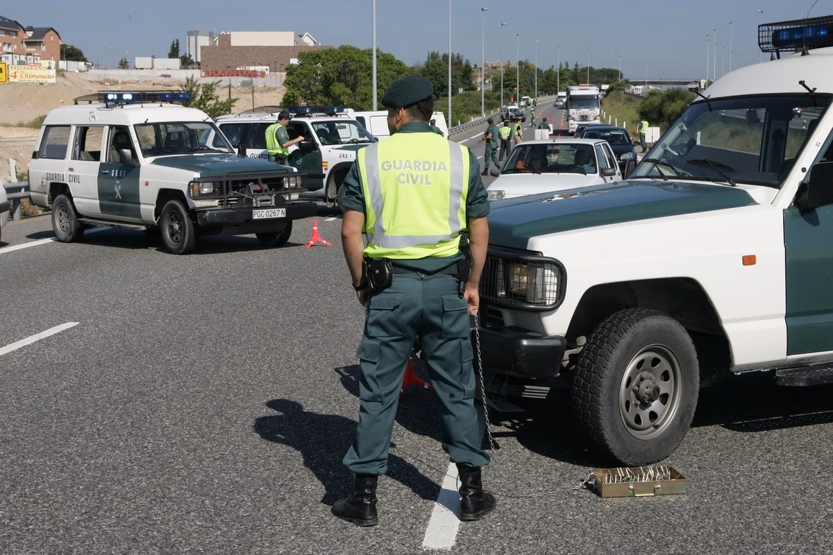 Desaparece una menor de Es Castell