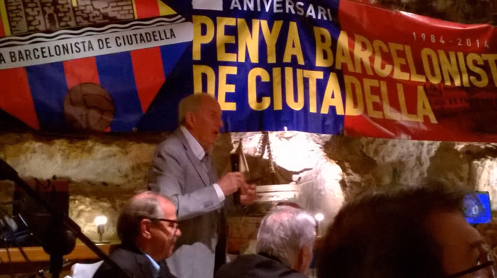 La fiesta culé de Ciutadella invita a Carles Rexach