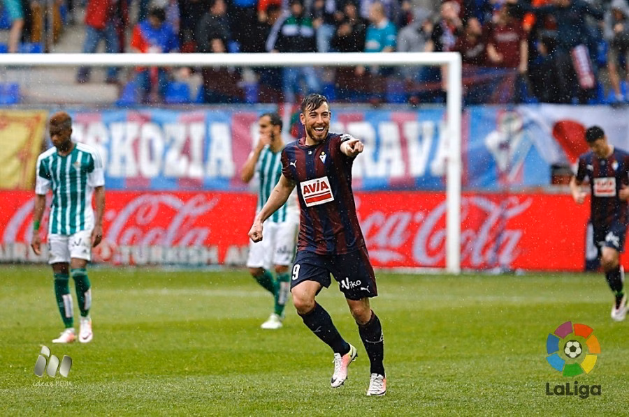 Sergi Enrich se despide de Ipurúa con otro gol, el octavo en Liga