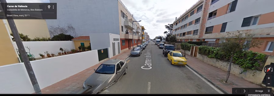 Colisión entre dos motos en el Passeig de Sant Nicolau de Ciutadella