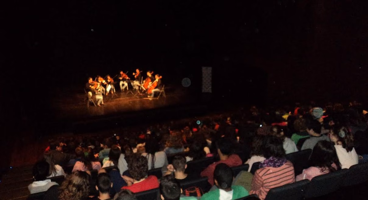 La OCIM lleva la música también al Centre Penitenciari de Menorca