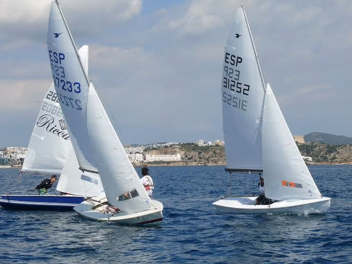 Dominio absoluto de Menorca en el campeonato de Balears de Snipe