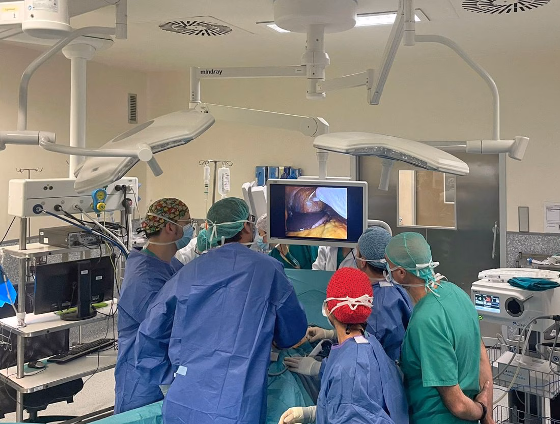 El Mateu Orfila reduce la lista de espera quirúrgica en un 10,2% y el tiempo de espera a 70,4 días