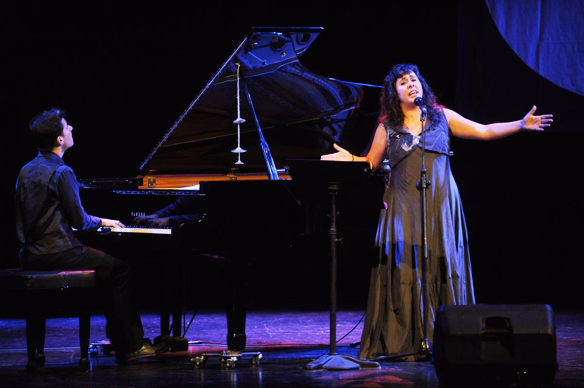 Seducción con la luna por testigo en el Orfeó